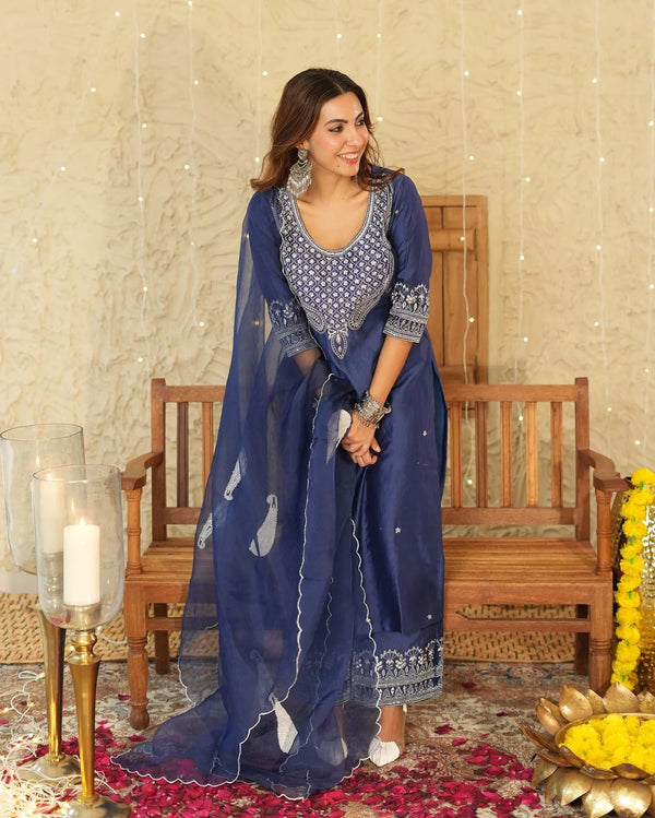 Navy Blue Embroidered Kurta Pant Set with Organza Dupatta for Women